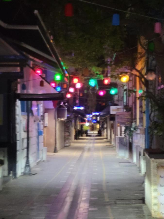 Hayat Apartman Apartment Izmir Bagian luar foto