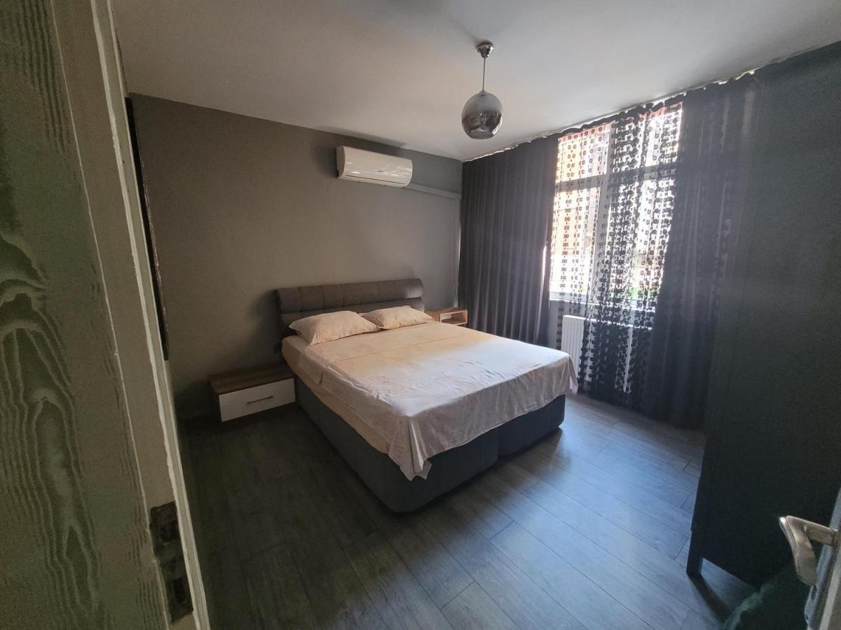 Hayat Apartman Apartment Izmir Bagian luar foto